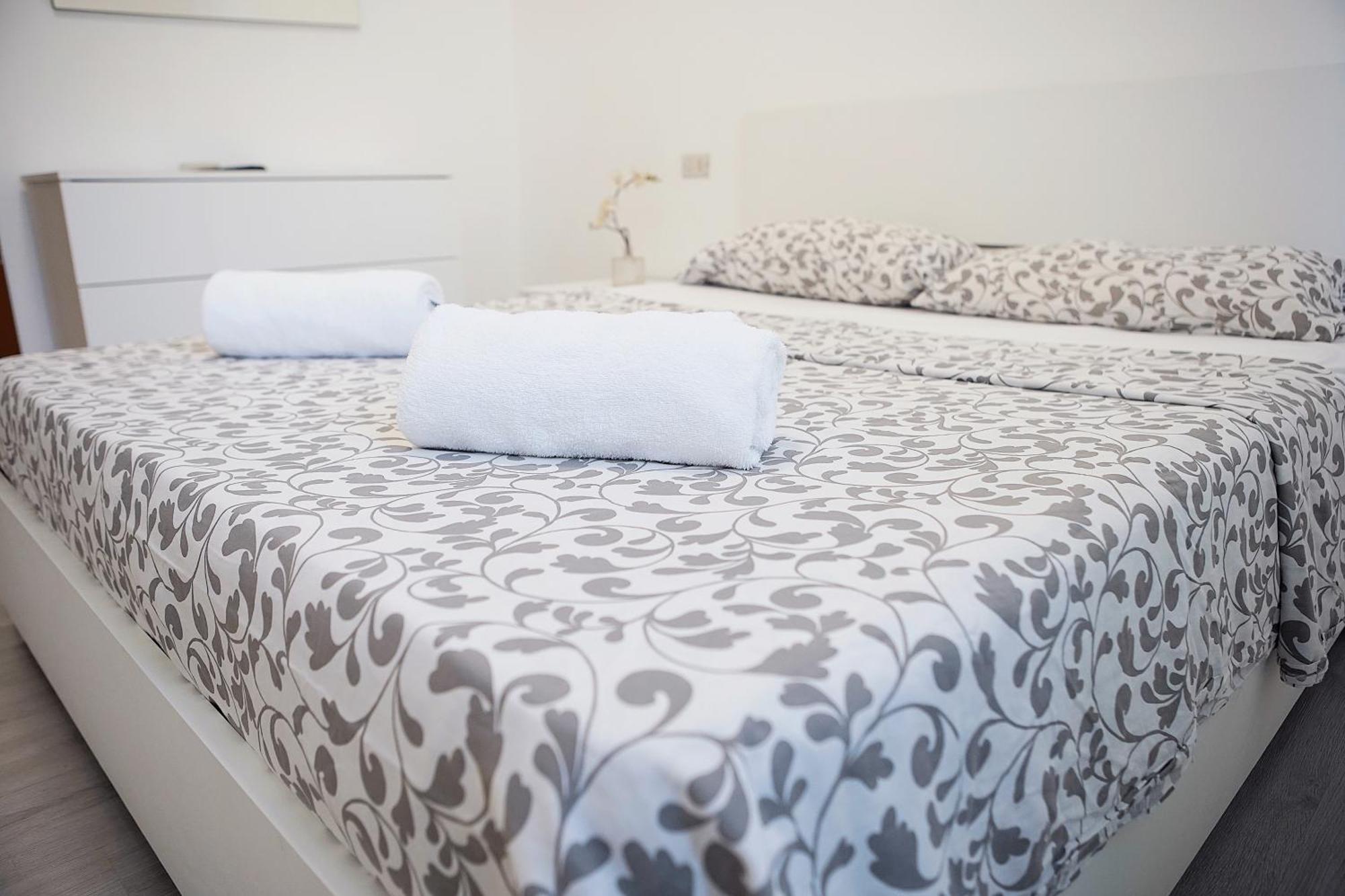 Toma Apartment Trilocale Moderno Per Max 6 Persone Милан Экстерьер фото